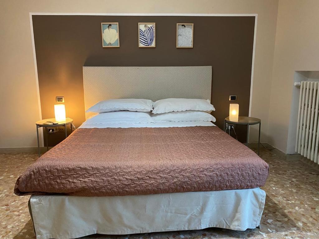 Casa Viola A 900 Mt Dalla Staz. Centrale Pescara Extérieur photo