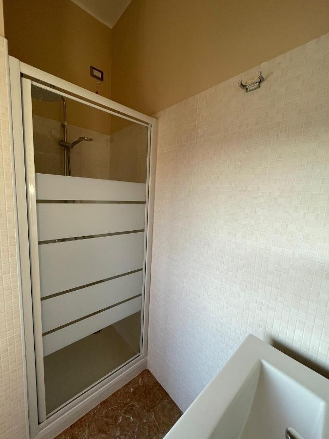 Casa Viola A 900 Mt Dalla Staz. Centrale Pescara Extérieur photo