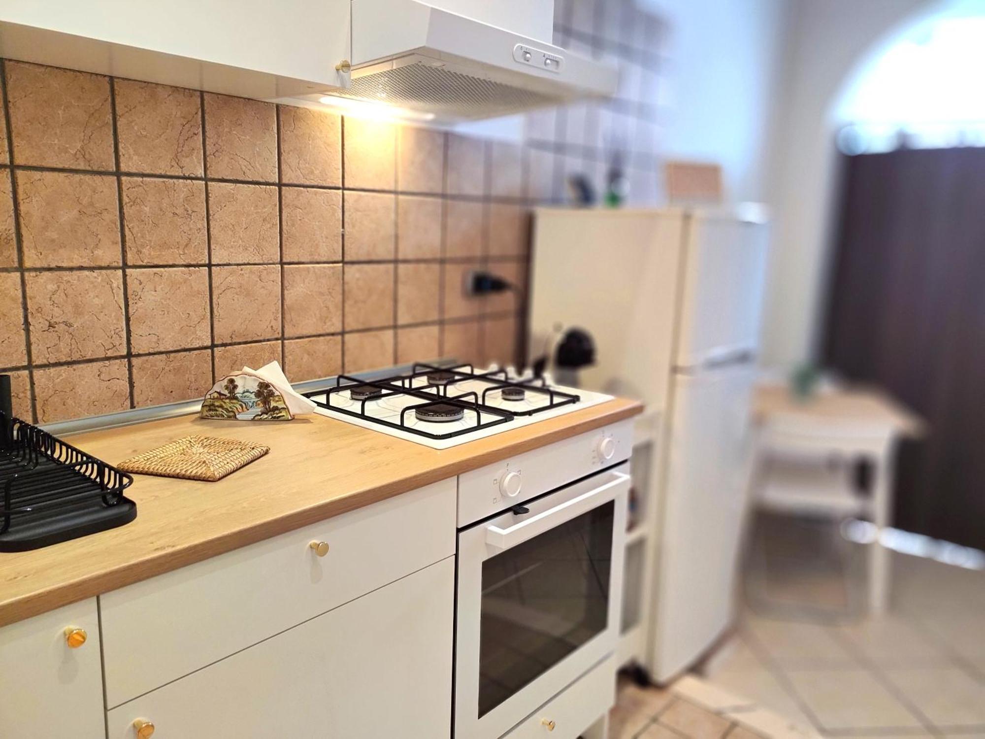 Casa Viola A 900 Mt Dalla Staz. Centrale Pescara Extérieur photo