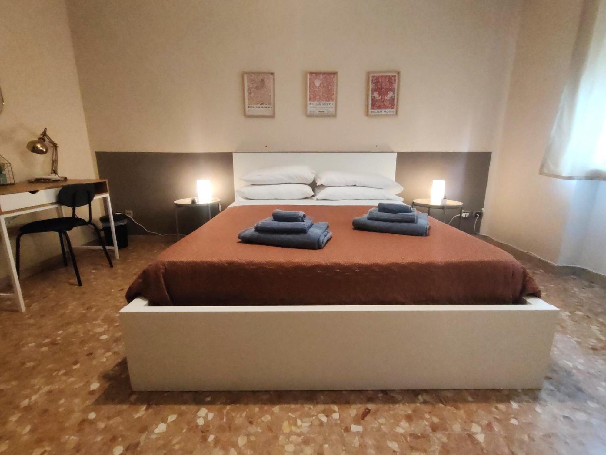 Casa Viola A 900 Mt Dalla Staz. Centrale Pescara Extérieur photo