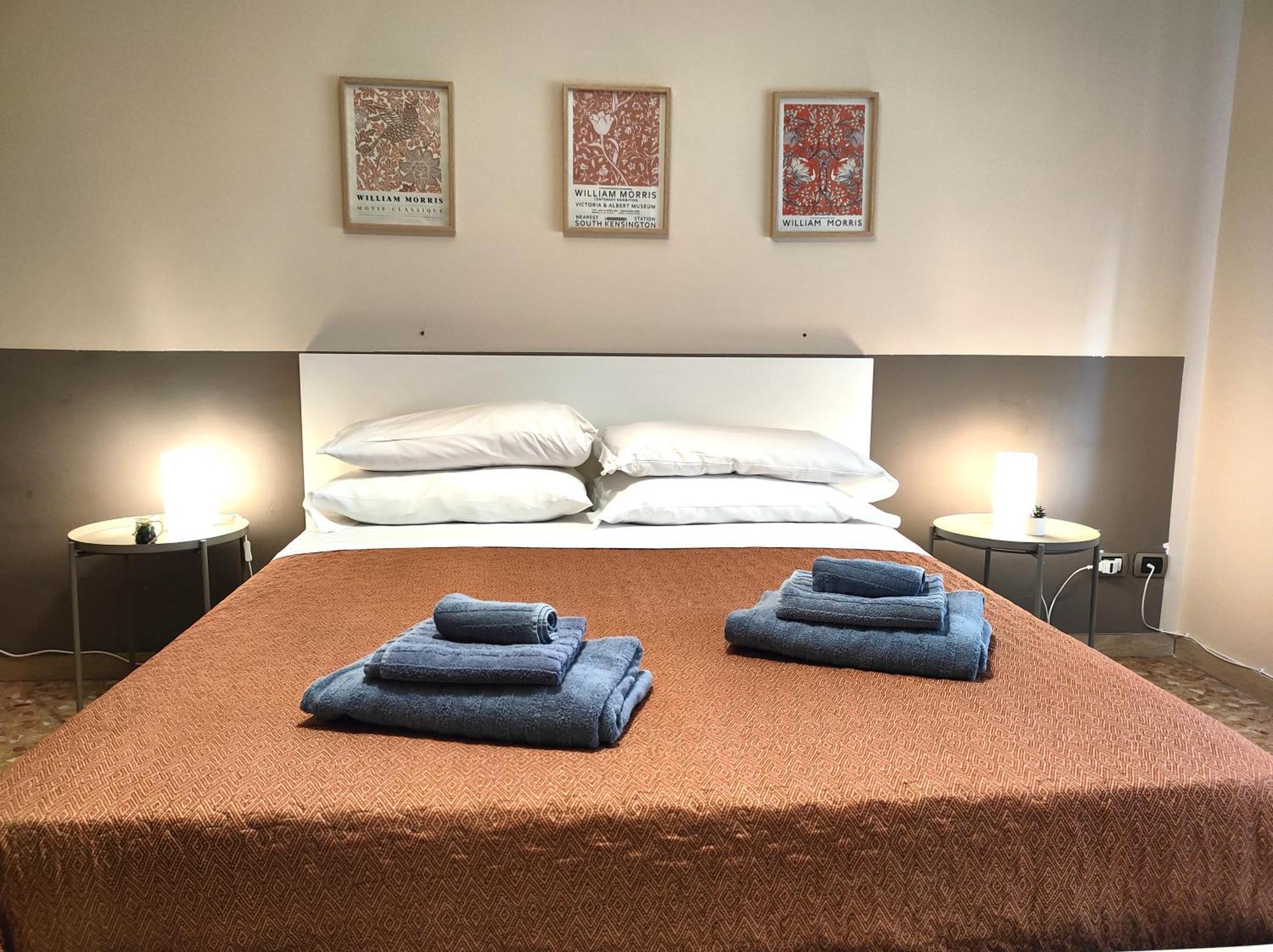 Casa Viola A 900 Mt Dalla Staz. Centrale Pescara Extérieur photo